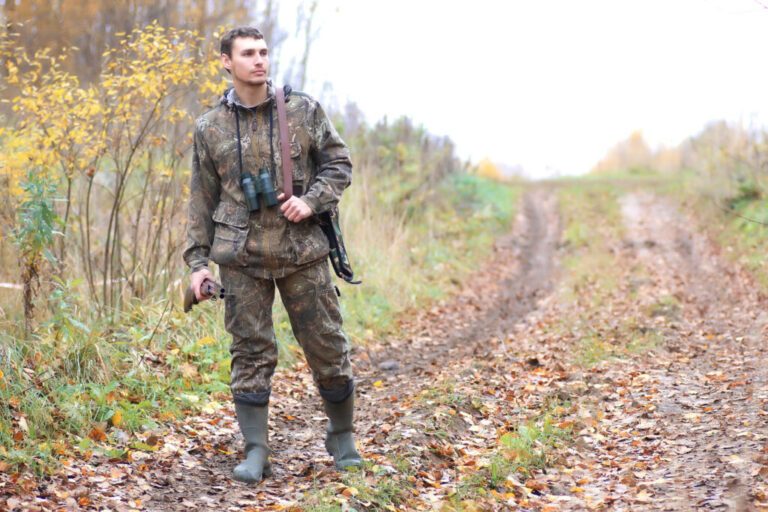 Is It Necessary To Wear Camo While Hunting?