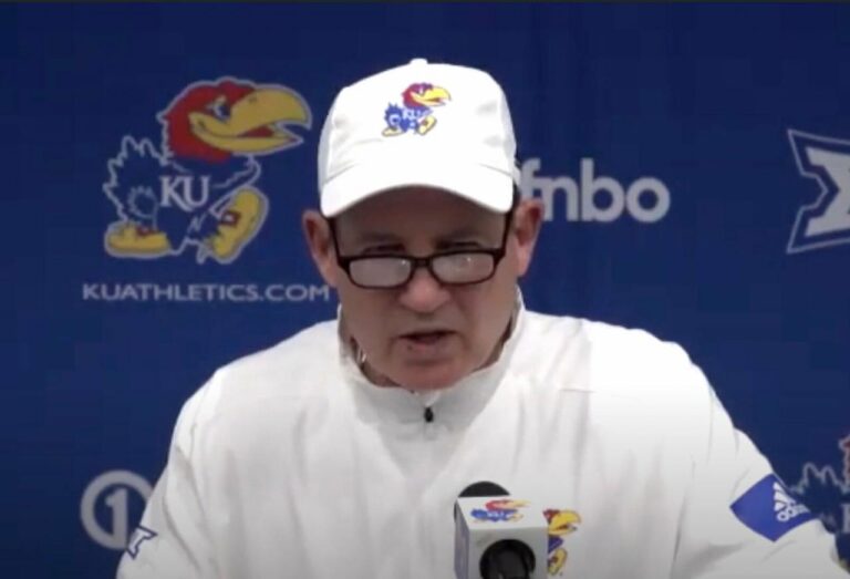 Kansas announces they have agreed to part ways with Les Miles